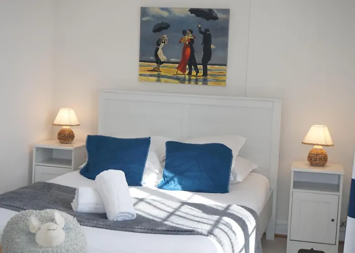 Le 33 Cour Normande - Appartement 2 Chambres - 2 A 4 Personnes - Coeur Cabourg